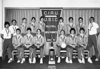 1982 Mens Volleyball team, including Rob Brett